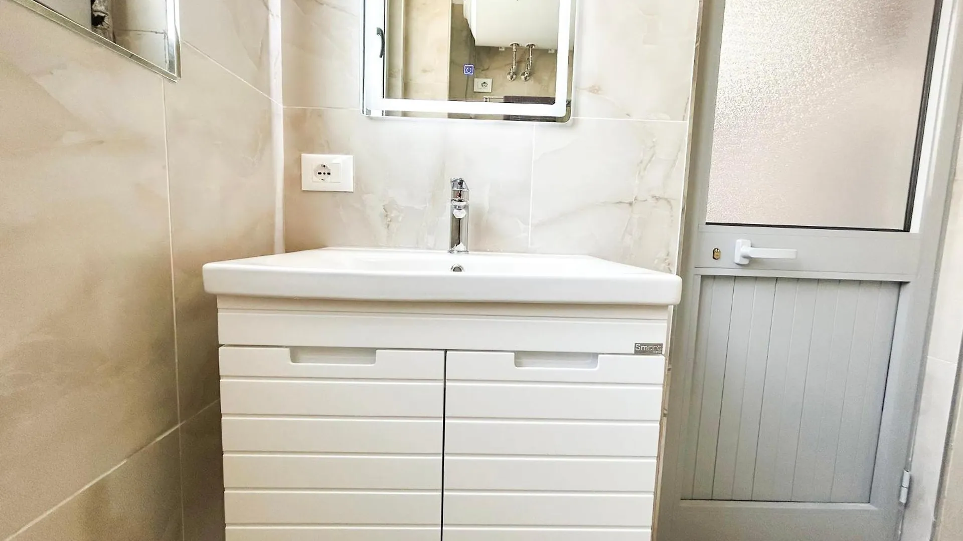 Garsoniere 1076 Apartment Durres